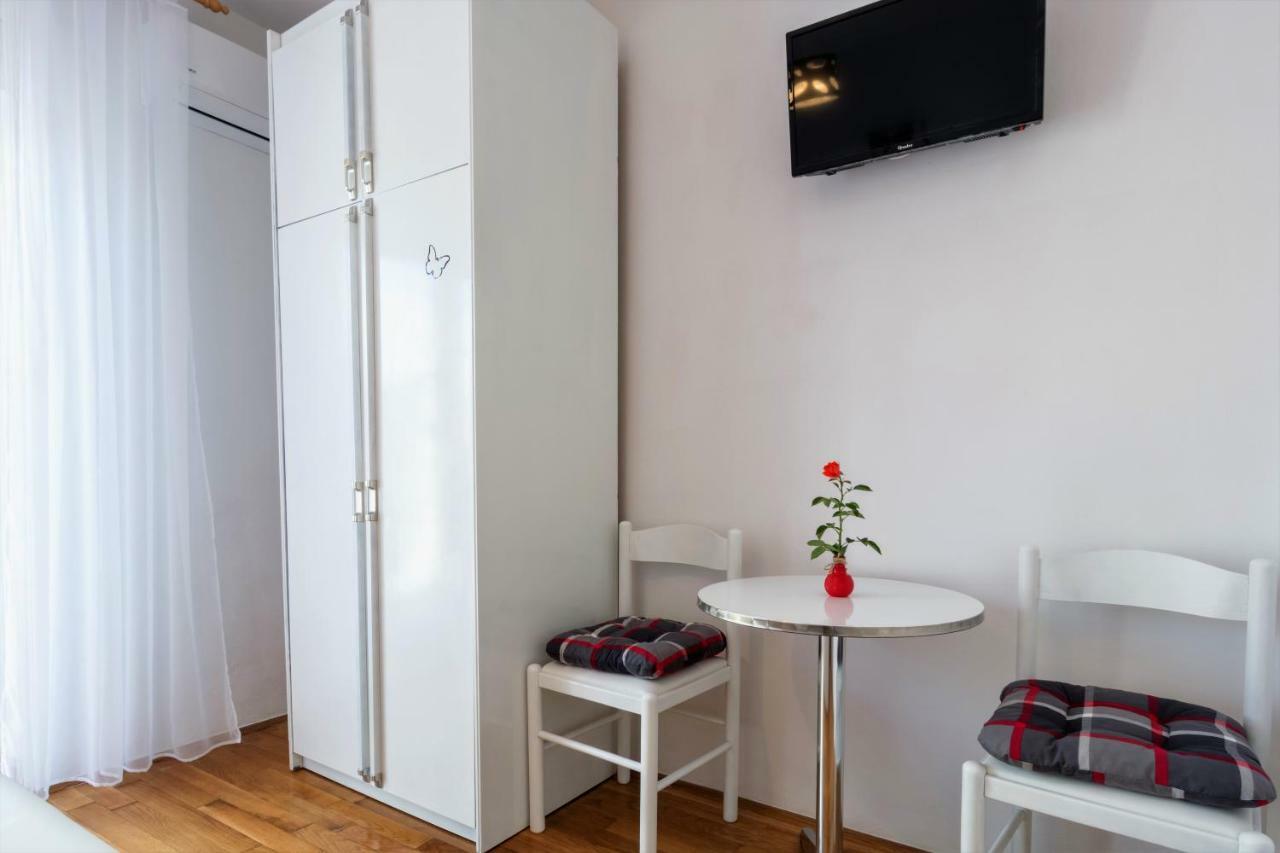 Vacation House Maslina Rupalj Екстериор снимка