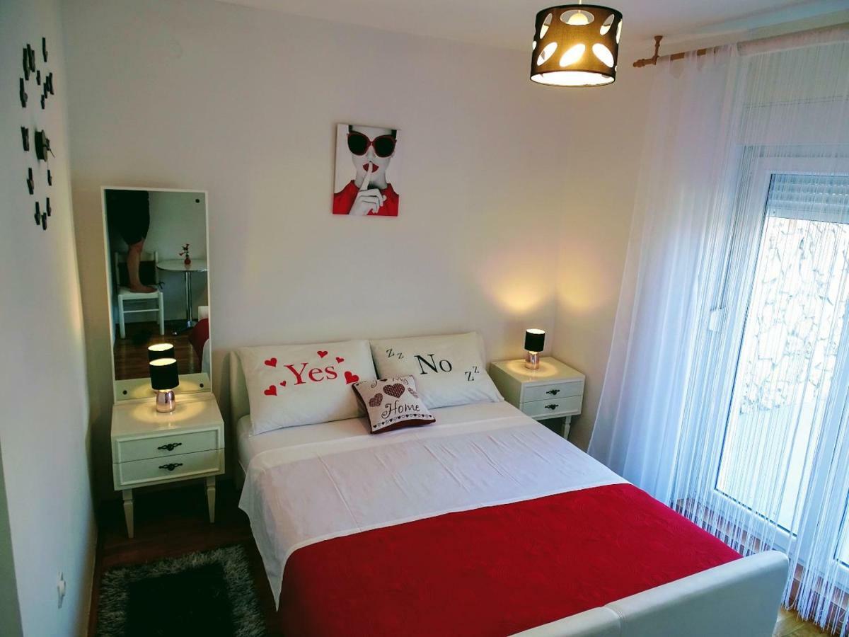 Vacation House Maslina Rupalj Екстериор снимка